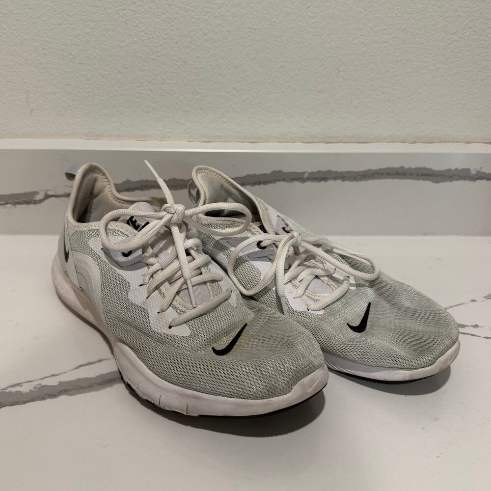 Nike Flex Trainer Women White Pure Platinum Cross Training Shoes Size 10
